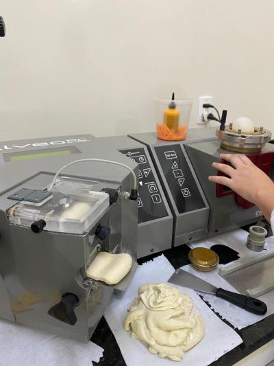 Acadêmicos da UFFS realizam visita técnica no Moinho Coprossel, em Laranjeiras do Sul